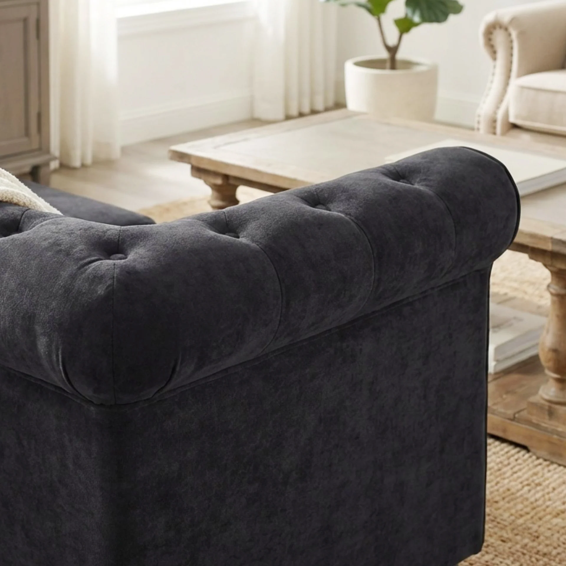 Aviana 2 Seater Sofa - Black - Image 5