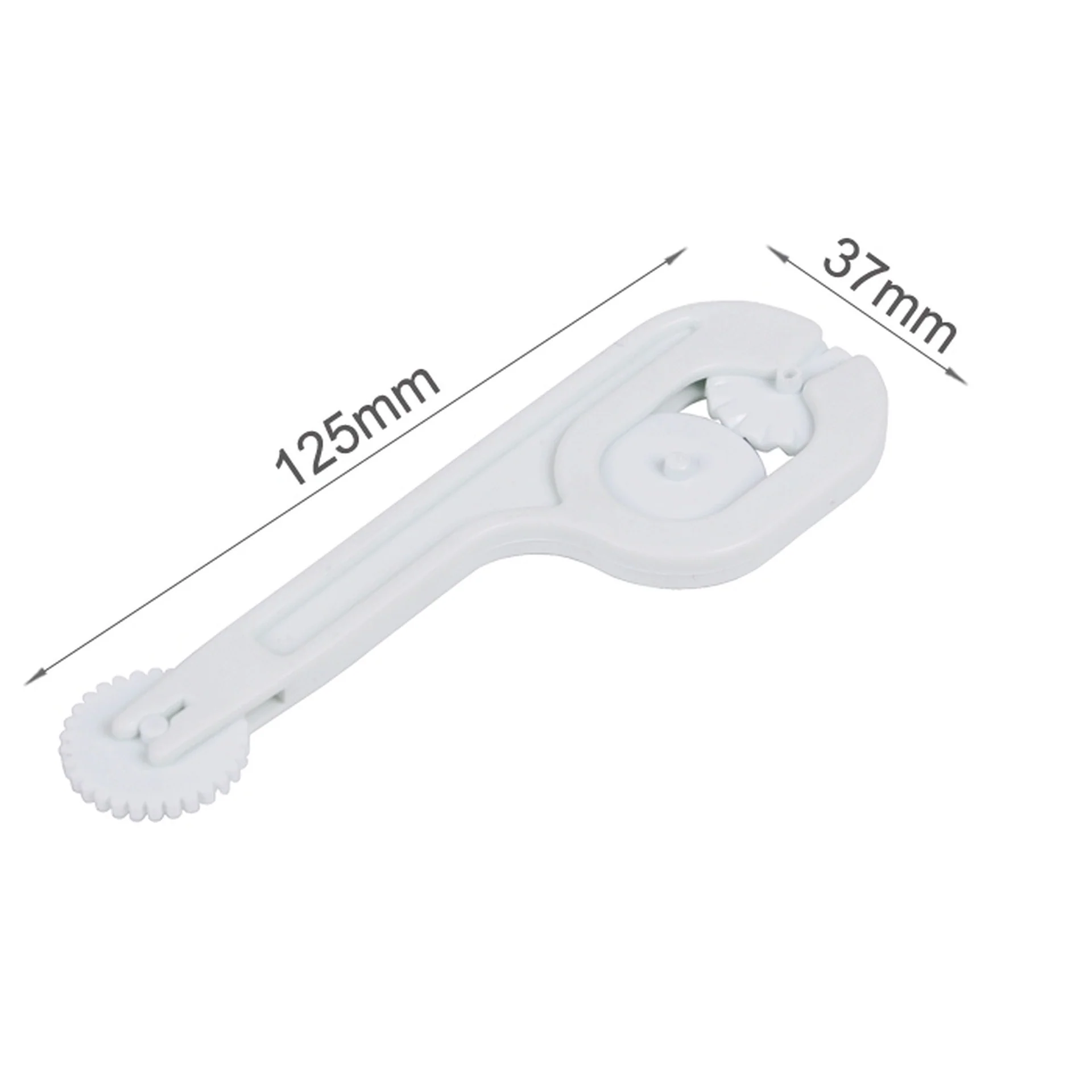 4pcs Fondant Cutter & Embosser - Image 6