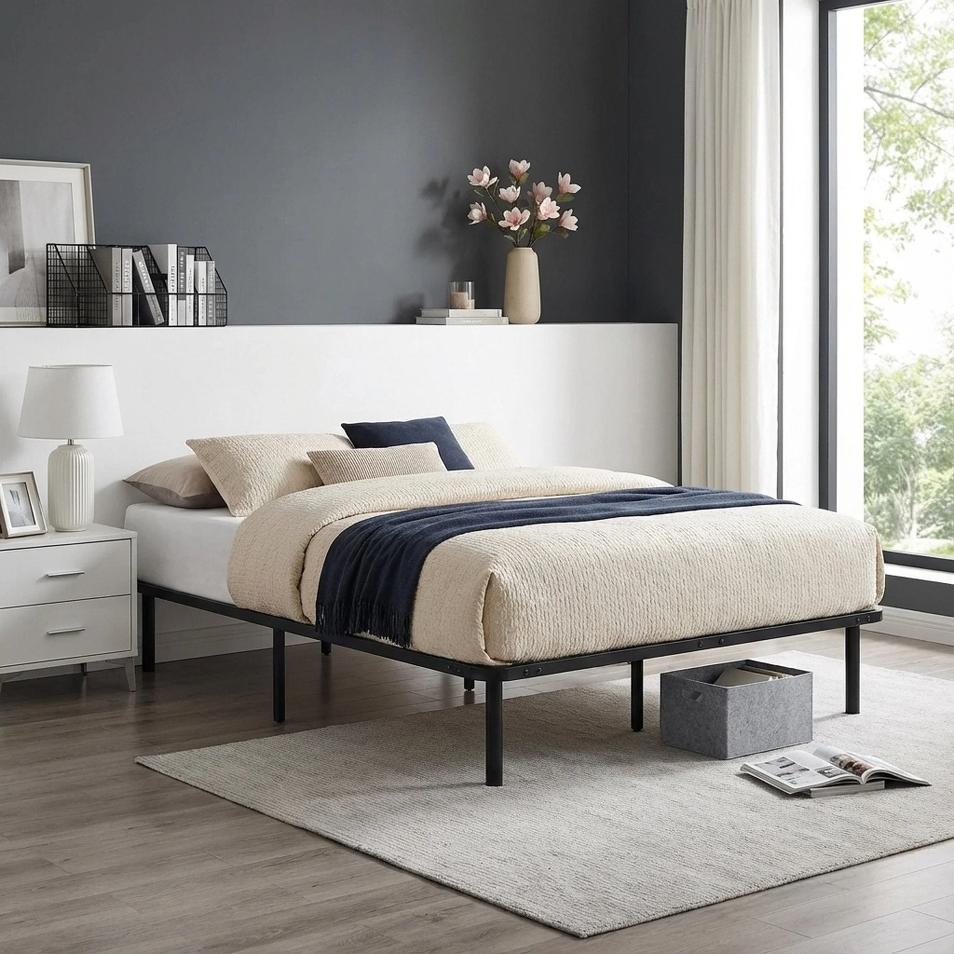 Graham Queen Metal Bed Frame - Black