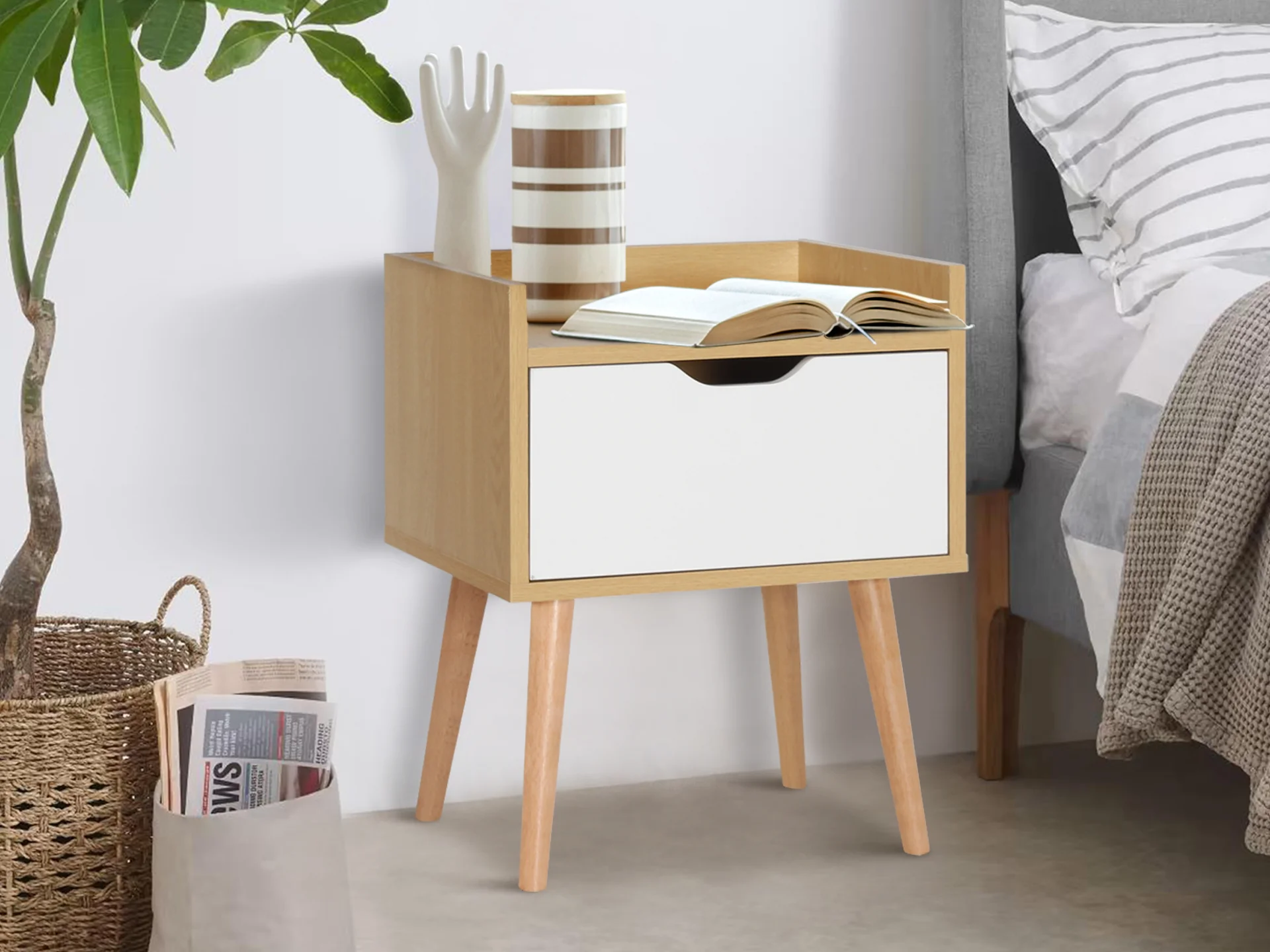 Tomi Bedside Table - Oak